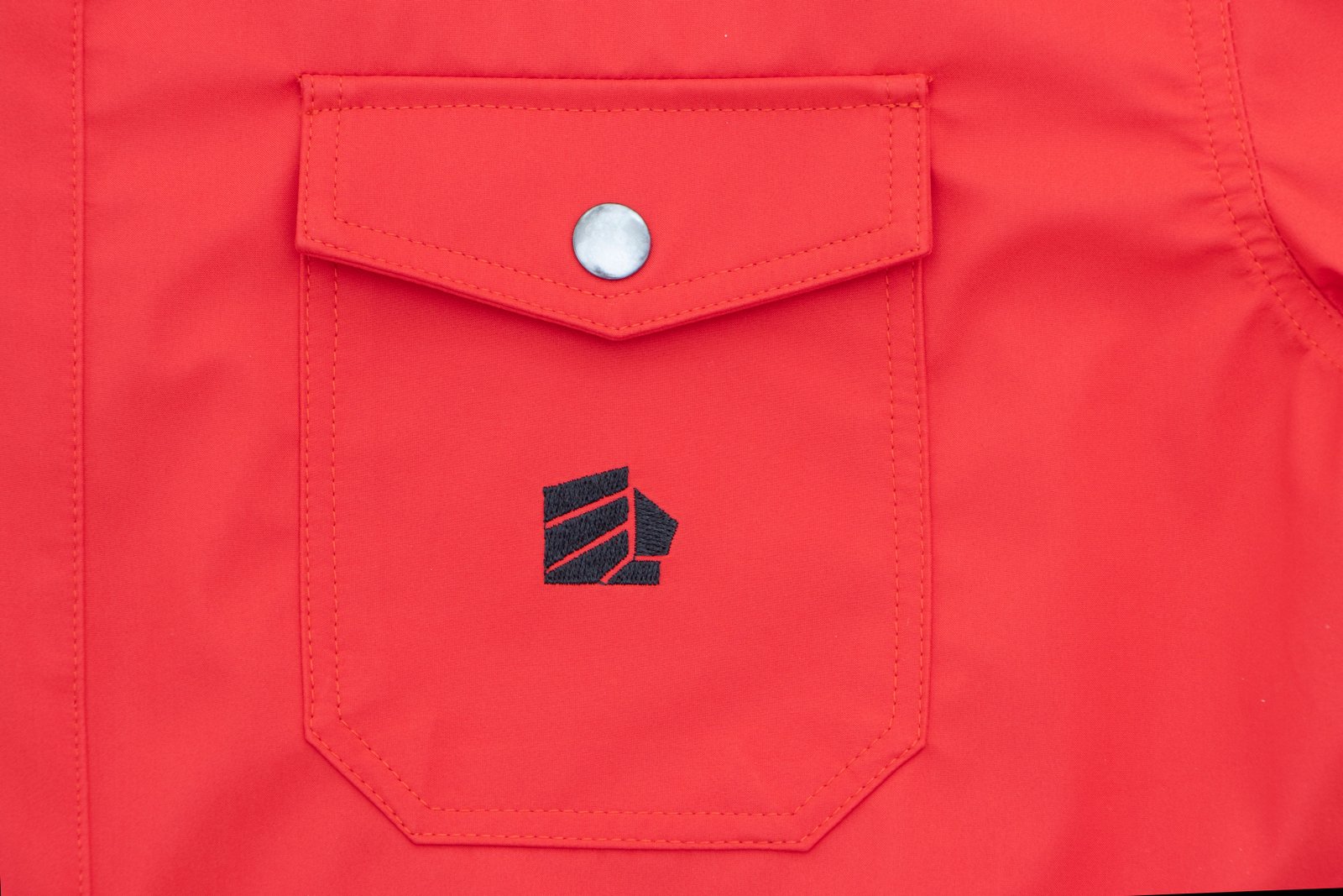 Jacket roja con dos botones